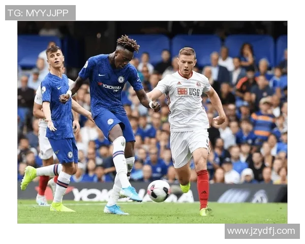 谢菲尔德联与诺维奇的激烈对决展现英冠球队的拼搏精神与战术较量